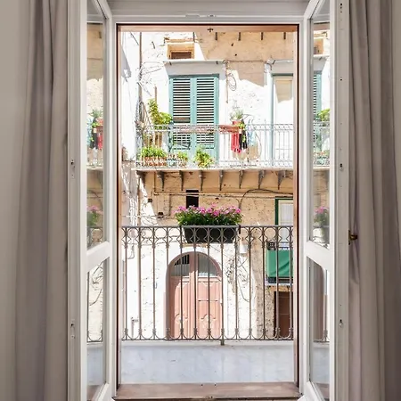 Le Porte Del Kassaro Appartement Palermo